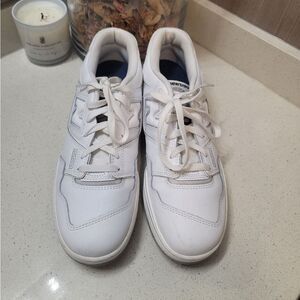 New Balance 550 Men's Size 9.5 Triple White Leather Sneakers Lace up BB550PB1